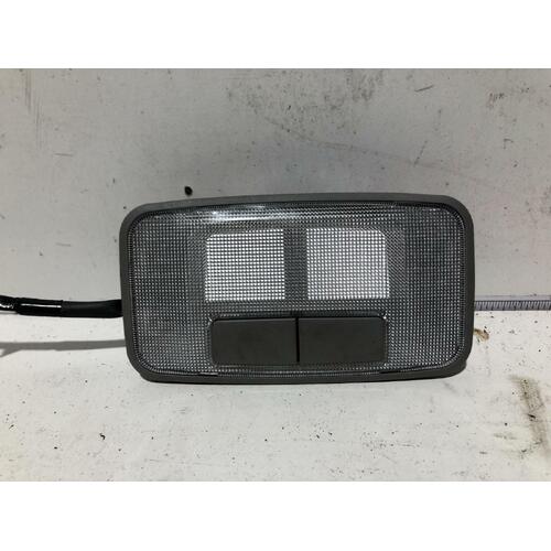 Toyota KLUGER Courtesy Light GSU40/GSU45 05/07-03/14