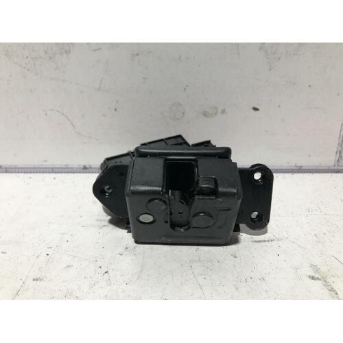 Toyota KLUGER Bonnet Lock Support GSU40-GSU45 08/07-02/14