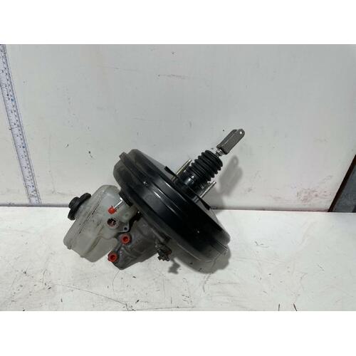 Lexus IS250 Brake Booster with Master Cylinder GSE20 11/2005-12/2014