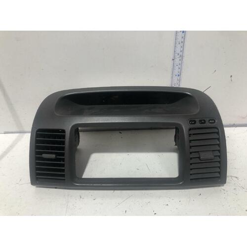 Toyota CAMRY Dash Clock & Vents ACV36 08/02-05/06 