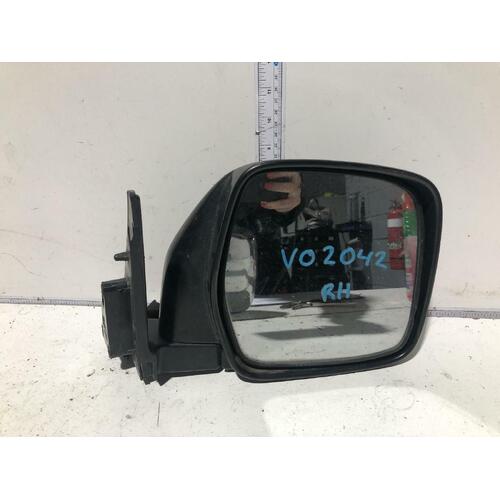 Toyota HIACE Right Door Mirror RZH113 Power 08/96-12/04 Black