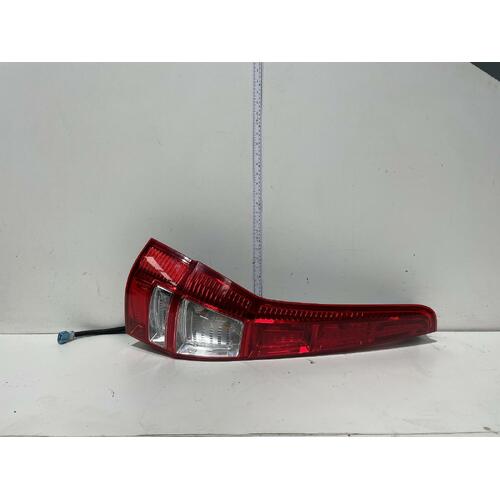 Honda CR-V Left Tail Light RE 03/2007-10/2012