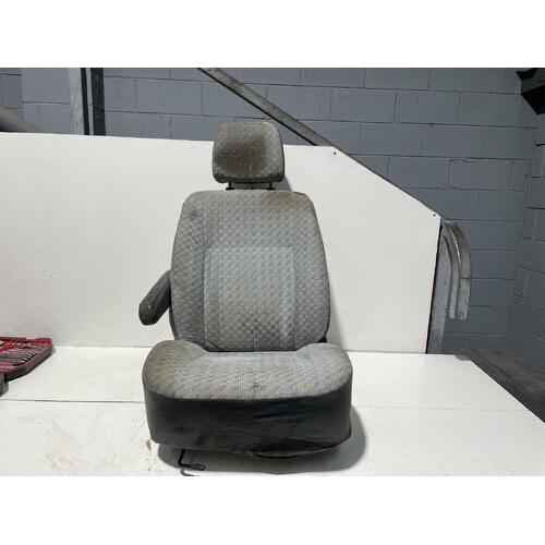 Toyota Hiace SBV Left Front Seat RCH12 10/1995-02/2004