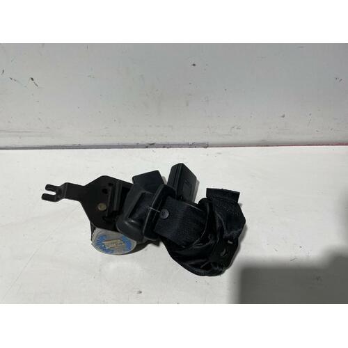 Toyota Corolla Centre Rear Seatbelt AE101 09/1994-10/1999