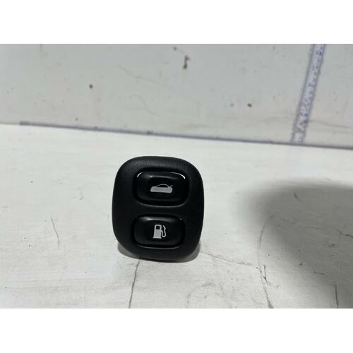 Ford Falcon Fuel Door / Boot Release Switch AU II 04/2000-09/2002