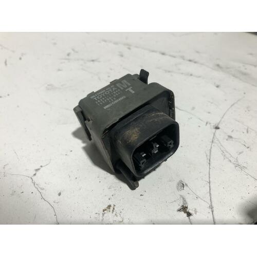 Toyota HILUX Self Timer Relay SR5 10/88-09/97 P/N 283141-11040