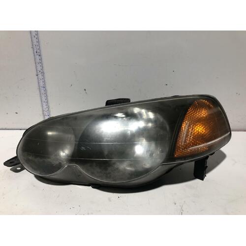 Honda HRV Left Headlight GH 02/99-06/02