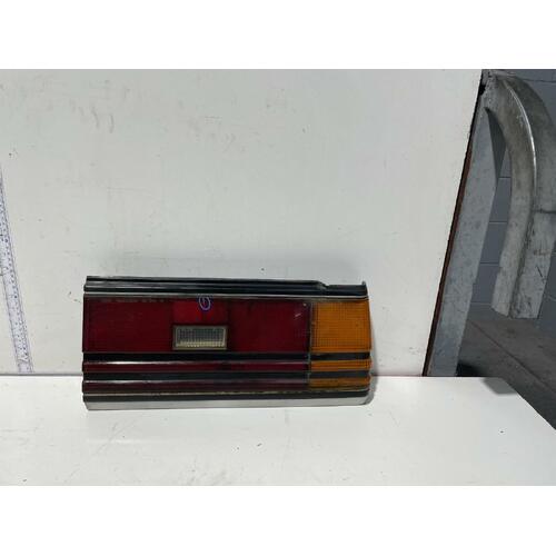 Toyota Corona Right Tail Light RT142 08/1983-11/1985