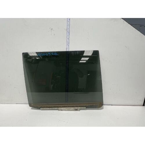 Toyota Kluger Right Rear Door Glass MCU28 01/2001-04/2007