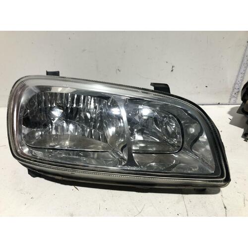 Toyota RAV4 Right Headlight SXA11 10/97-06/00