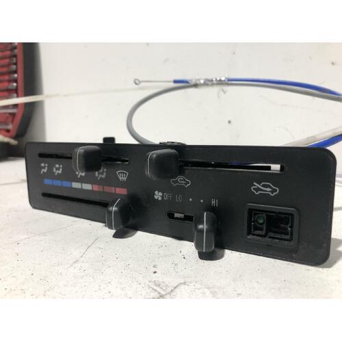 Toyota RAV4 Heater & A/C Controls SXA11 07/94-06/00 