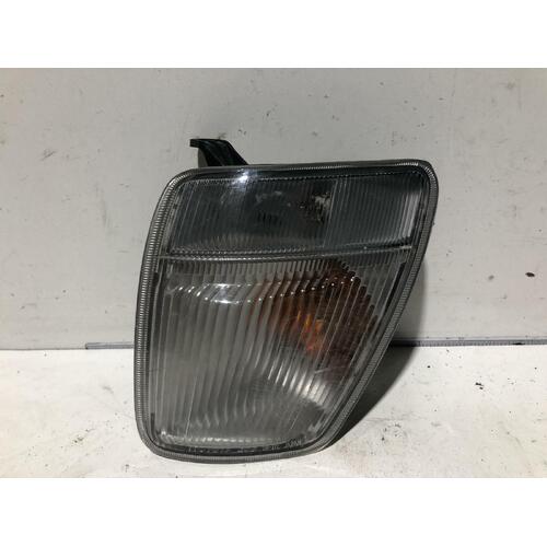 Toyota TOWNACE Left Corner Light KR42 SBV 01/97-03/04