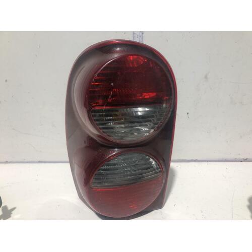 Jeep CHEROKEE Left Taillight KJ 11/04-11/07 