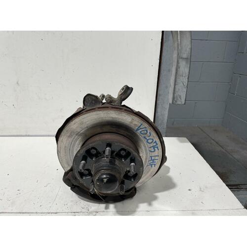 Toyota Hilux Left Front Hub Assembly RZN149 09/1997-03/2005