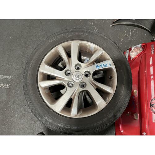 Toyota Corolla Alloy Wheel And Tyre ZRE152 03/07-10/13