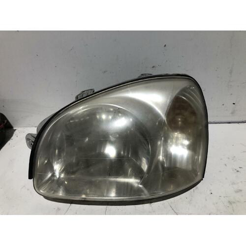 Hyundai SANTA FE Left Headlight SM 11/00-09/03