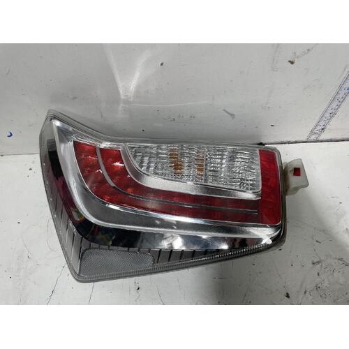 Toyota Prius Left Tail Light ZVW30R 01/12-12/15