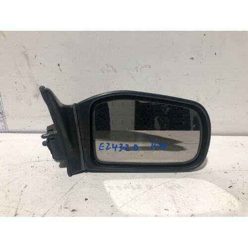 Toyota COROLLA Right Door Mirror AE92 Manual 06/89-08/94