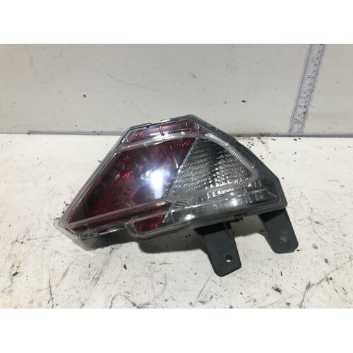 Toyota RAV4 Right Rear Bumper Light ASA44 10/15-11/18