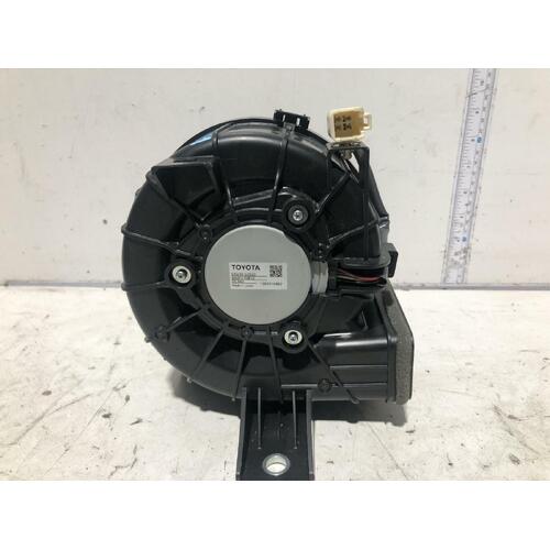 Toyota Prius C Battery Heater Fan Motor NHP10 12/2011-03/2020