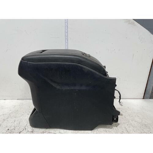 Toyota Kluger Centre Console GSU55 03/2014-02/2021