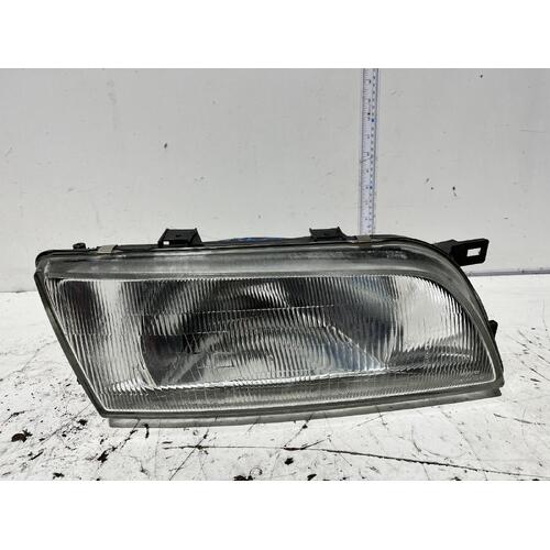 Nissan Pulsar Right Headlight N15 03/98-06/00