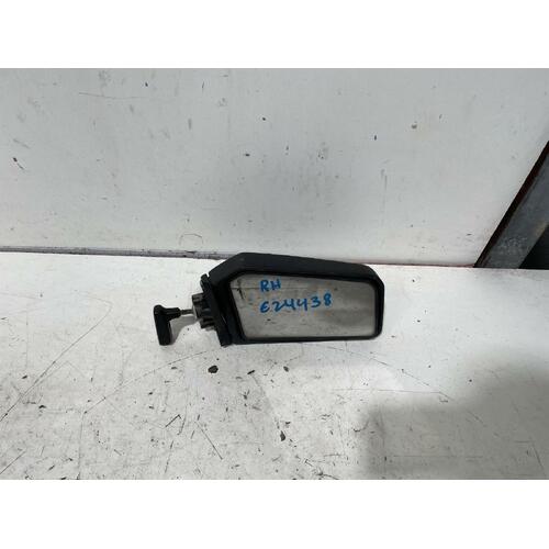 Toyota Corona Right Door Mirror ST141 08/1983-12/1987