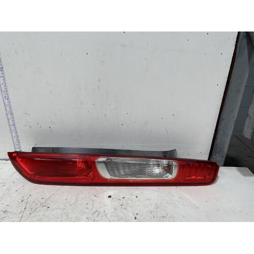 Ford Focus Right Tail Light LT 05/2007-04/2009