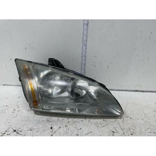 Ford Focus Right Head Light 06/2005-04/2009