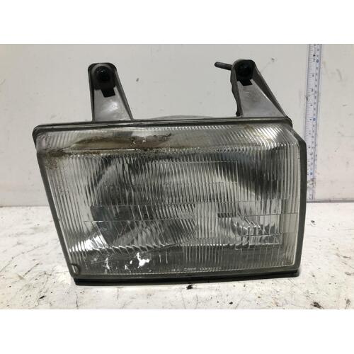 Ford COURIER Right Headlight PE 01/99-10/02