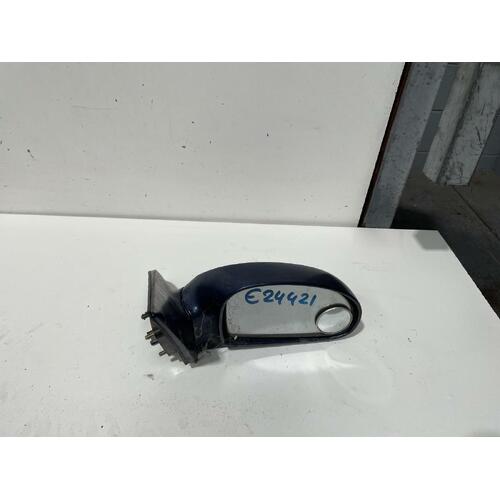 Kia Cerato Right Door Mirror LD 07/2004-10/2008