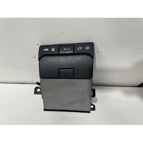 Lexus GS300 Switch Control Panel Assembly GRS190 03/2005-12/2011