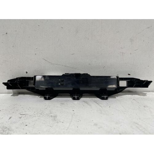 Toyota Kluger Display Cluster GSU55 03/2014-02/2021