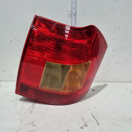 Toyota Corolla Left Tail Light ZZE122 12/2001-06/2007