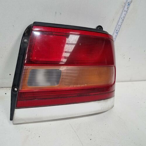 Toyota Corolla Right Tail Light AE101 Hatch 06/96-10/99