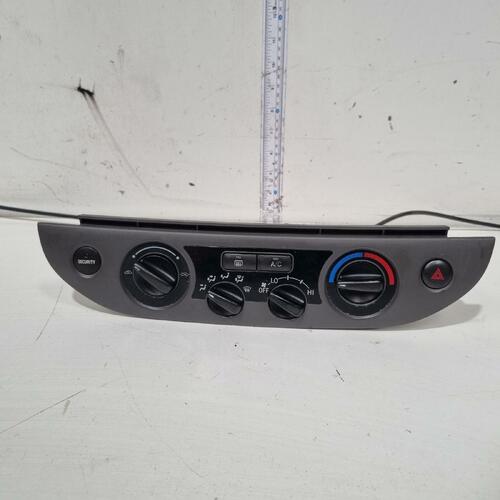 Toyota Camry Heater/AC Controls SK36 Standard Type 08/02-05/06