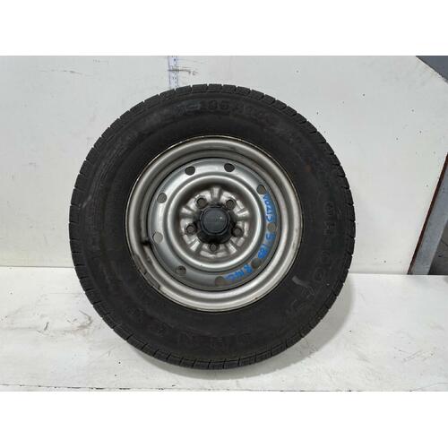 Toyota Hilux Steel Rim and Tyre RN85 10/1988-09/1997