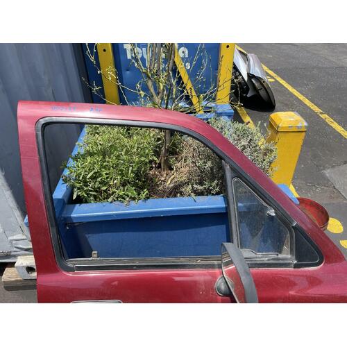 Toyota Hilux Right Front 1/4 Glass RN85 10/1988-09/1997