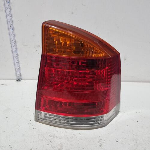 Holden Vectra Tail Light Right Rear Sedan Hatch JR JS 06/97-02/03