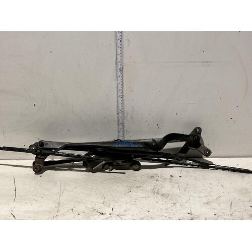 Toyota CAMRY Wiper Motor MCV20 Front 08/97-08/02