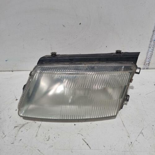 Volkswagen Passet Left Headlight 03/97-02/01