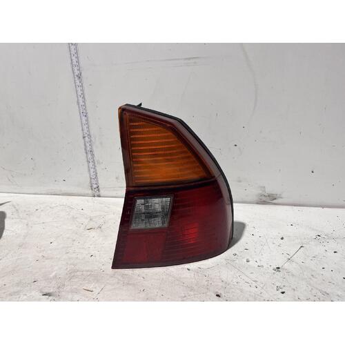 Mitsubishi MAGNA Tail Light Right Rear Sedan TF 04/96-12/98