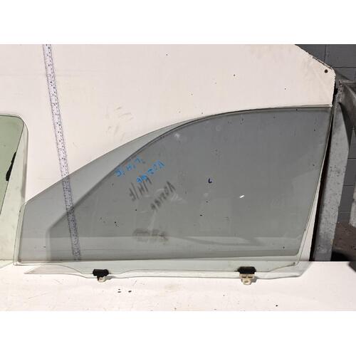 Toyota Corolla Left Front Door Glass ZZE122 12/2001-04/2007