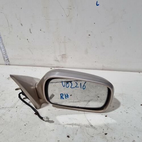 Toyota Camry Right Door Mirror SXV20R 08/97-09/00