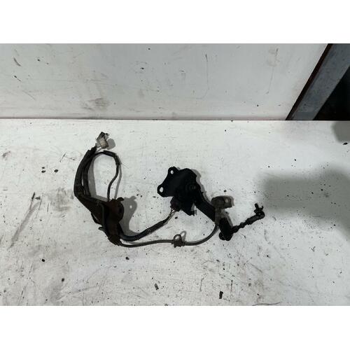 Lexus LX470 Right Front ABS Sensor UZJ100 05/1998-03/2008