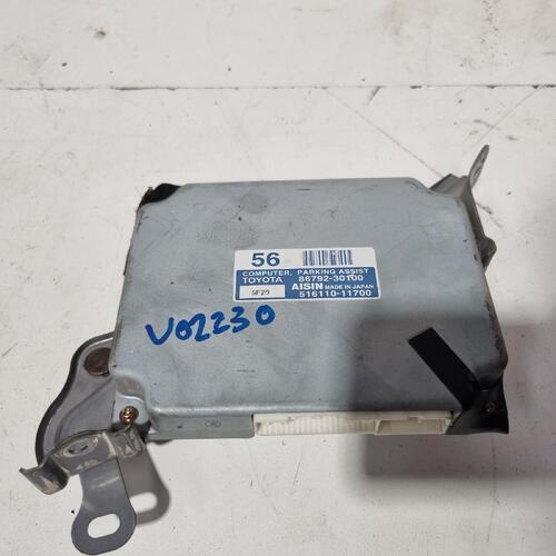 Lexus GS Parking Assist Module GS 190 SERIES 03/05-12/11