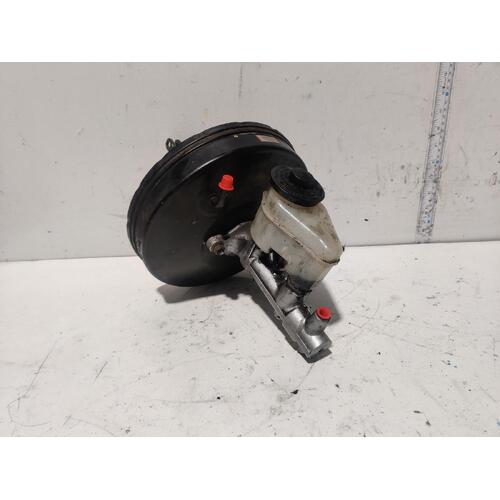 Toyota Sprinter Brake Booster with Master Cylinder AE102 05/1994-06/1996