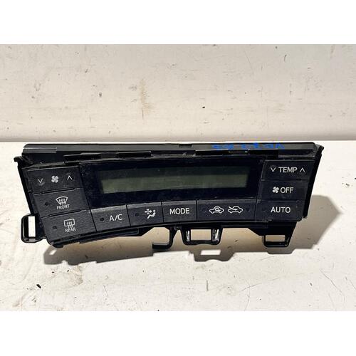 Toyota PRIUS Heater & A/C Control ZVW30 07/09-02/12