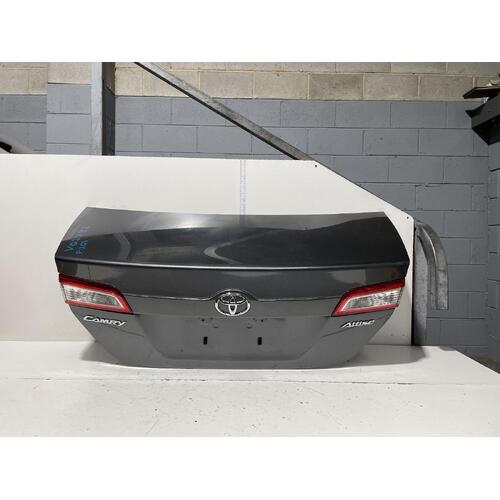 Toyota Camry Bootlid ASV50 12/2011-05/2015