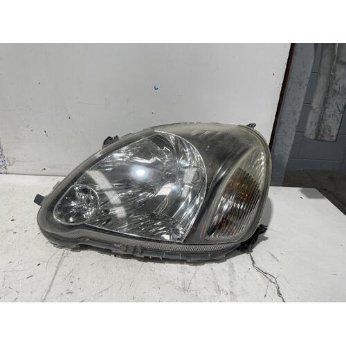 Toyota Echo Left Head Light NCP10 10/1001-09/2005